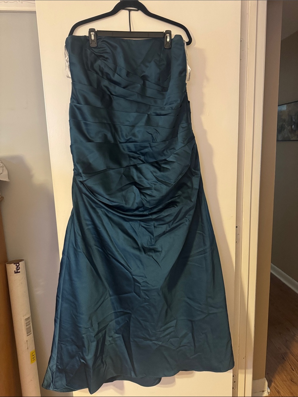 David’s Bridal- Strapless Teal Satin Evening Dress Size 18